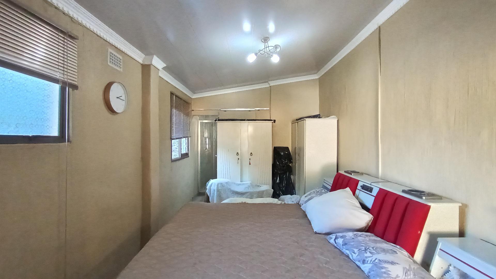 Bed Room 2 - 20 square meters of property in Glen Anil