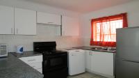 Kitchen - 9 square meters of property in Vorna Valley
