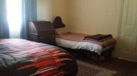 Bed Room 1 - 12 square meters of property in Merweville