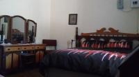 Bed Room 1 - 12 square meters of property in Merweville