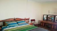 Main Bedroom - 12 square meters of property in Merweville
