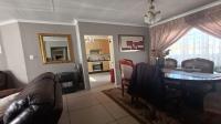 Dining Room of property in Protea Glen