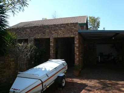 3 Bedroom House for Sale and to Rent For Sale in Garsfontein - Private Sale - MR24371