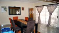 Dining Room - 14 square meters of property in Umtentweni