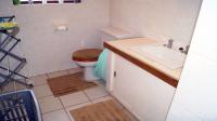 Bathroom 1 - 8 square meters of property in Umtentweni