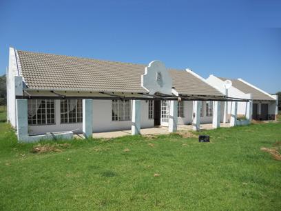  of property in Magaliesmoot AH