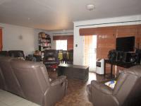 Lounges - 15 square meters of property in Vaalpark