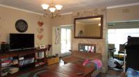 Lounges - 42 square meters of property in Glen Marais
