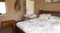Main Bedroom - 17 square meters of property in Glen Marais