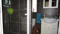 Main Bathroom - 8 square meters of property in Glenmarais (Glen Marais)