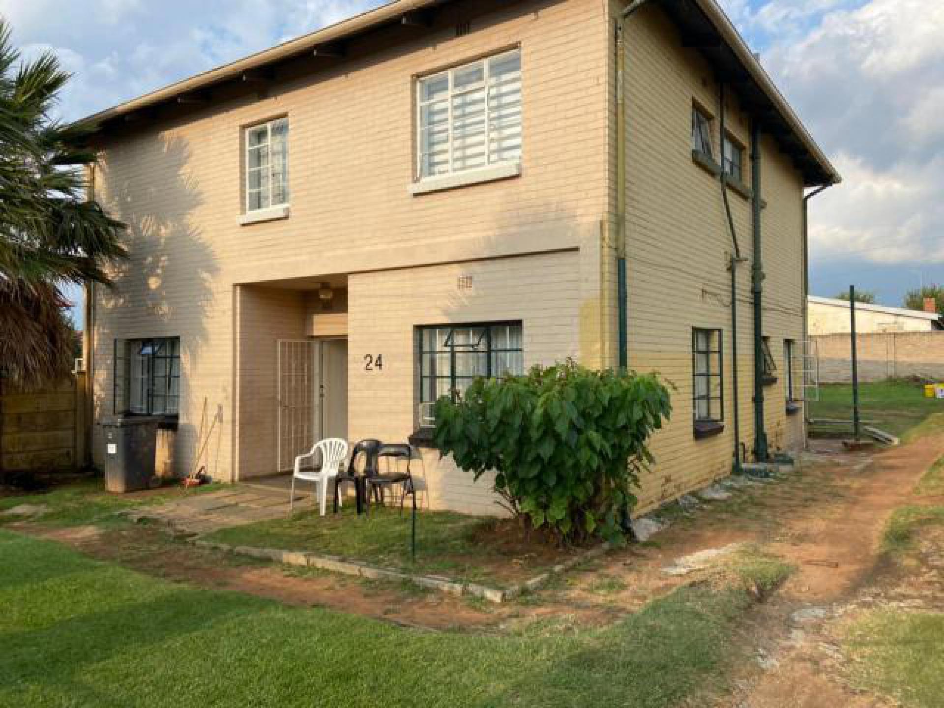 Front View of property in Crown Gardens