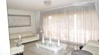 Dining Room - 22 square meters of property in Fourways
