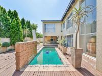 Patio - 31 square meters of property in Fourways