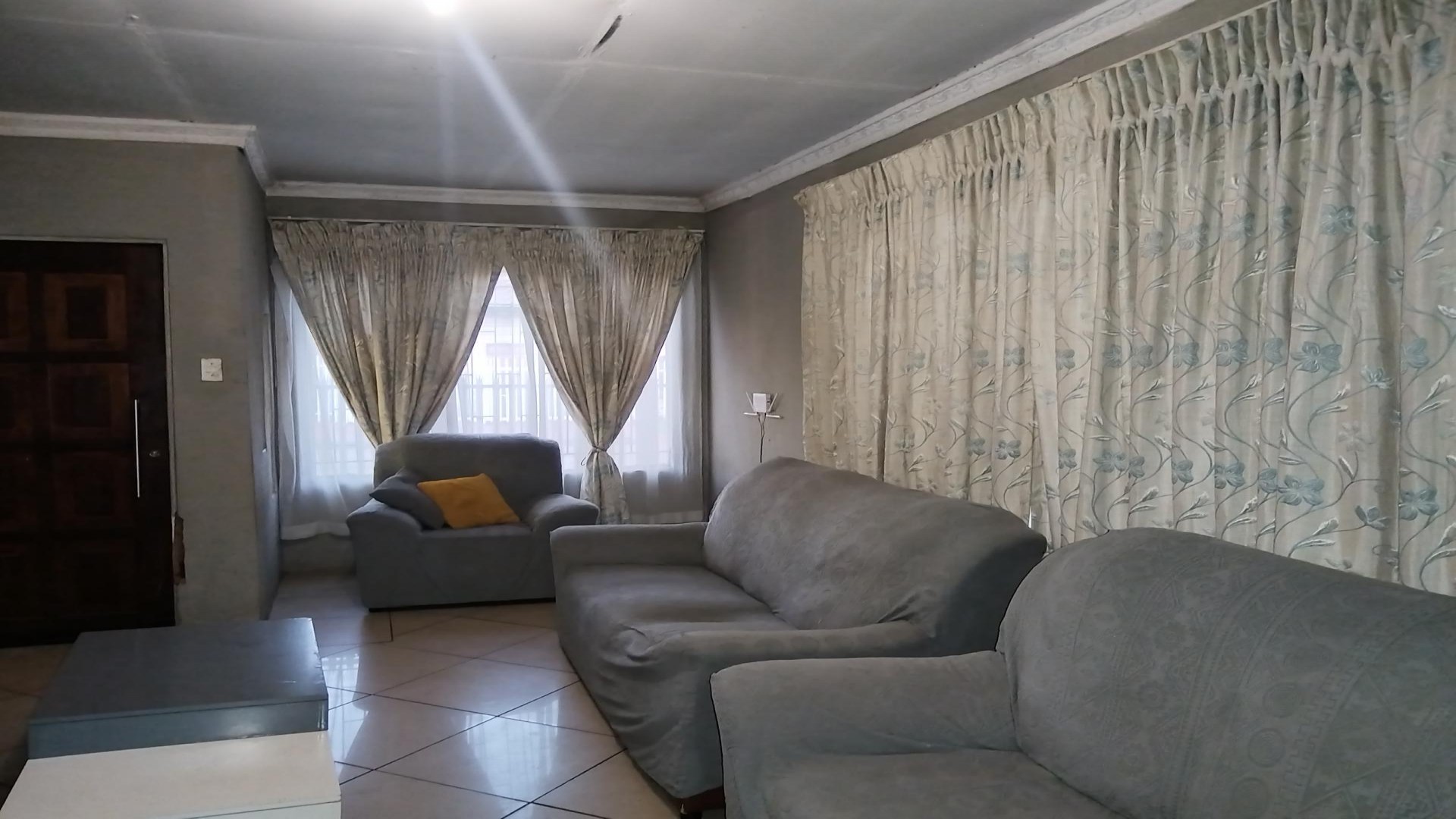Lounges of property in Sebokeng