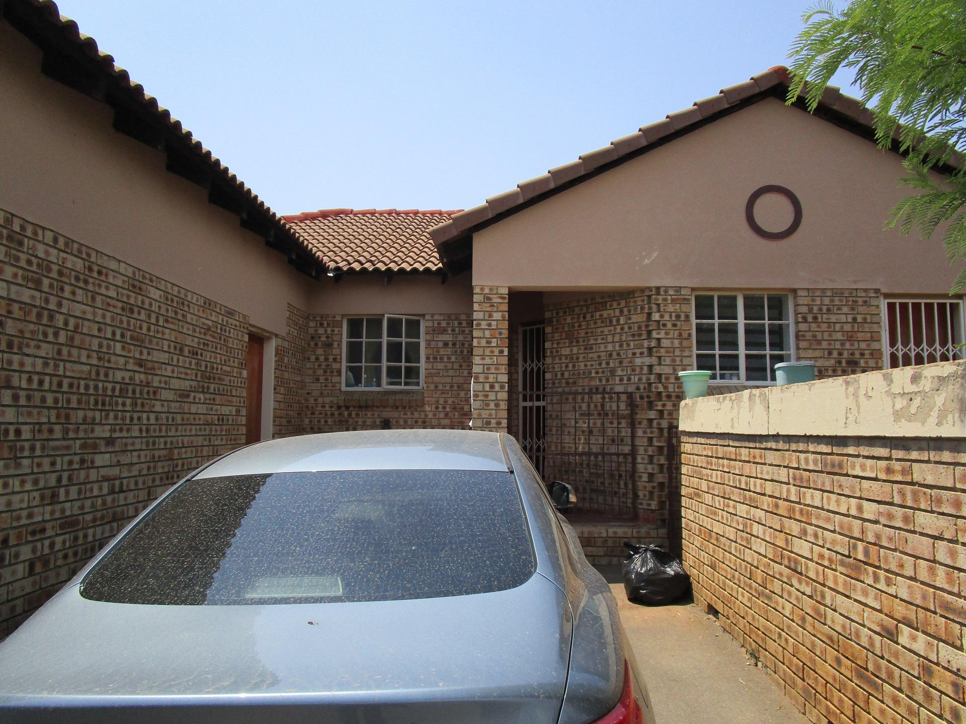 Front View of property in Kyalami Hills