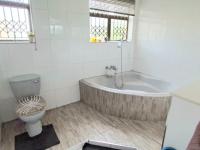  of property in Athlone Park