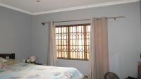 Bed Room 3 - 15 square meters of property in Magaliesmoot AH