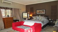 Main Bedroom - 39 square meters of property in Magaliesmoot AH