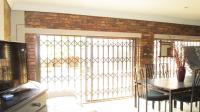 Patio - 44 square meters of property in Magaliesmoot AH