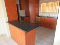 Kitchen - 13 square meters of property in Safarituine