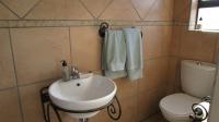Bathroom 1 - 3 square meters of property in Three Rivers