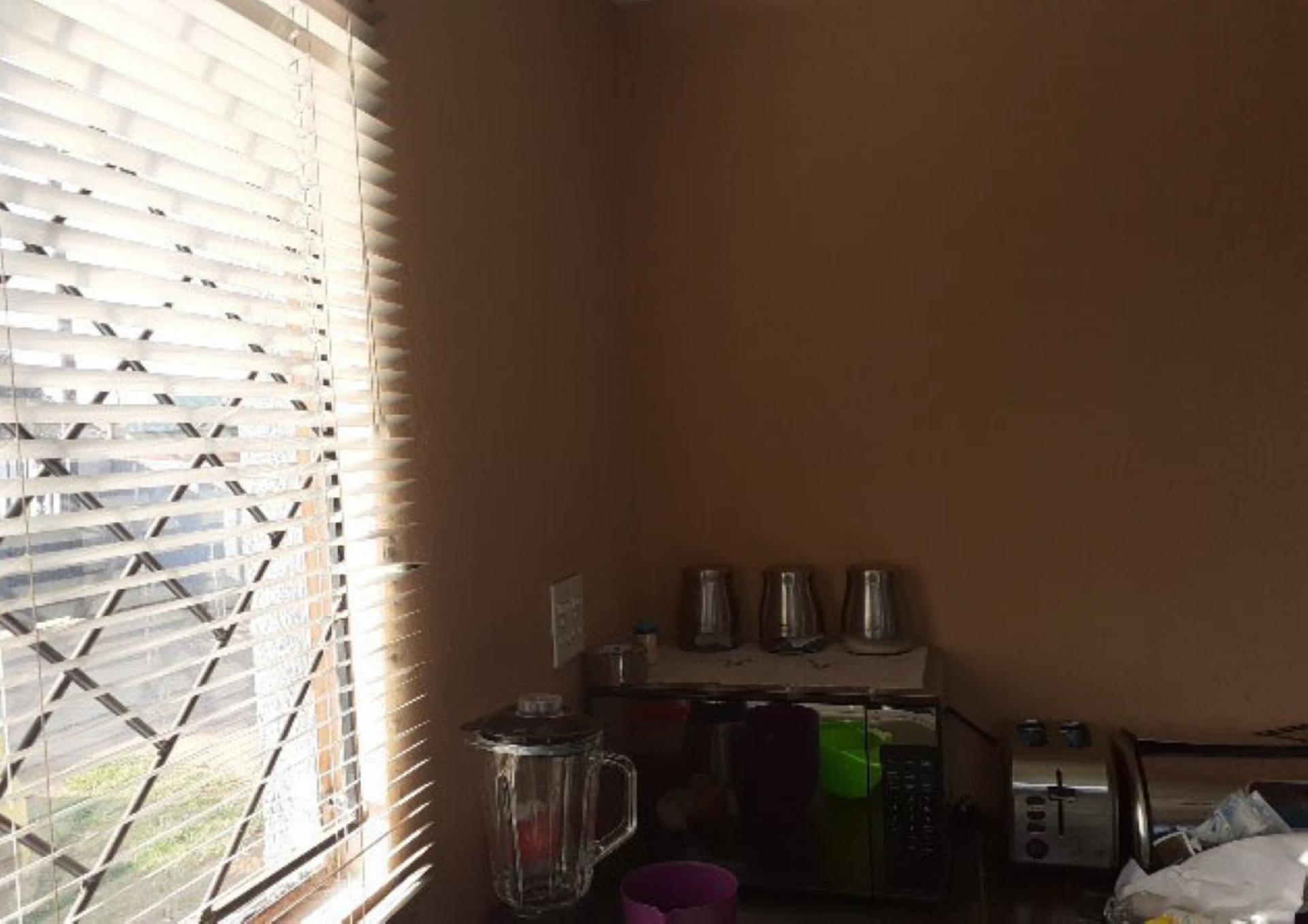 Kitchen of property in Clayville
