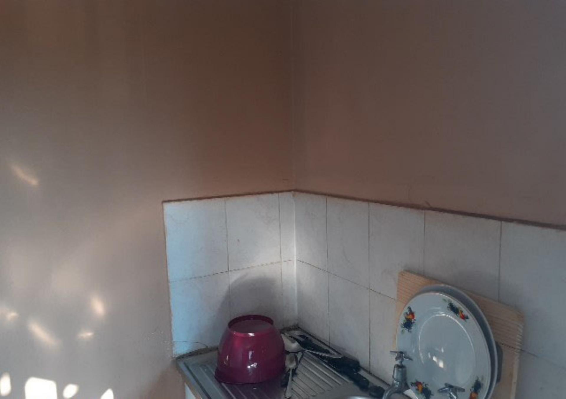 Kitchen of property in Clayville