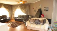 Lounges - 19 square meters of property in Brackenhurst