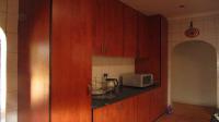 Kitchen - 23 square meters of property in Brackenhurst
