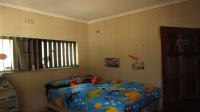 Bed Room 2 - 11 square meters of property in Brackenhurst