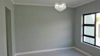 Main Bedroom - 16 square meters of property in Lansdowne