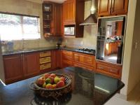 Kitchen - 25 square meters of property in Umtentweni