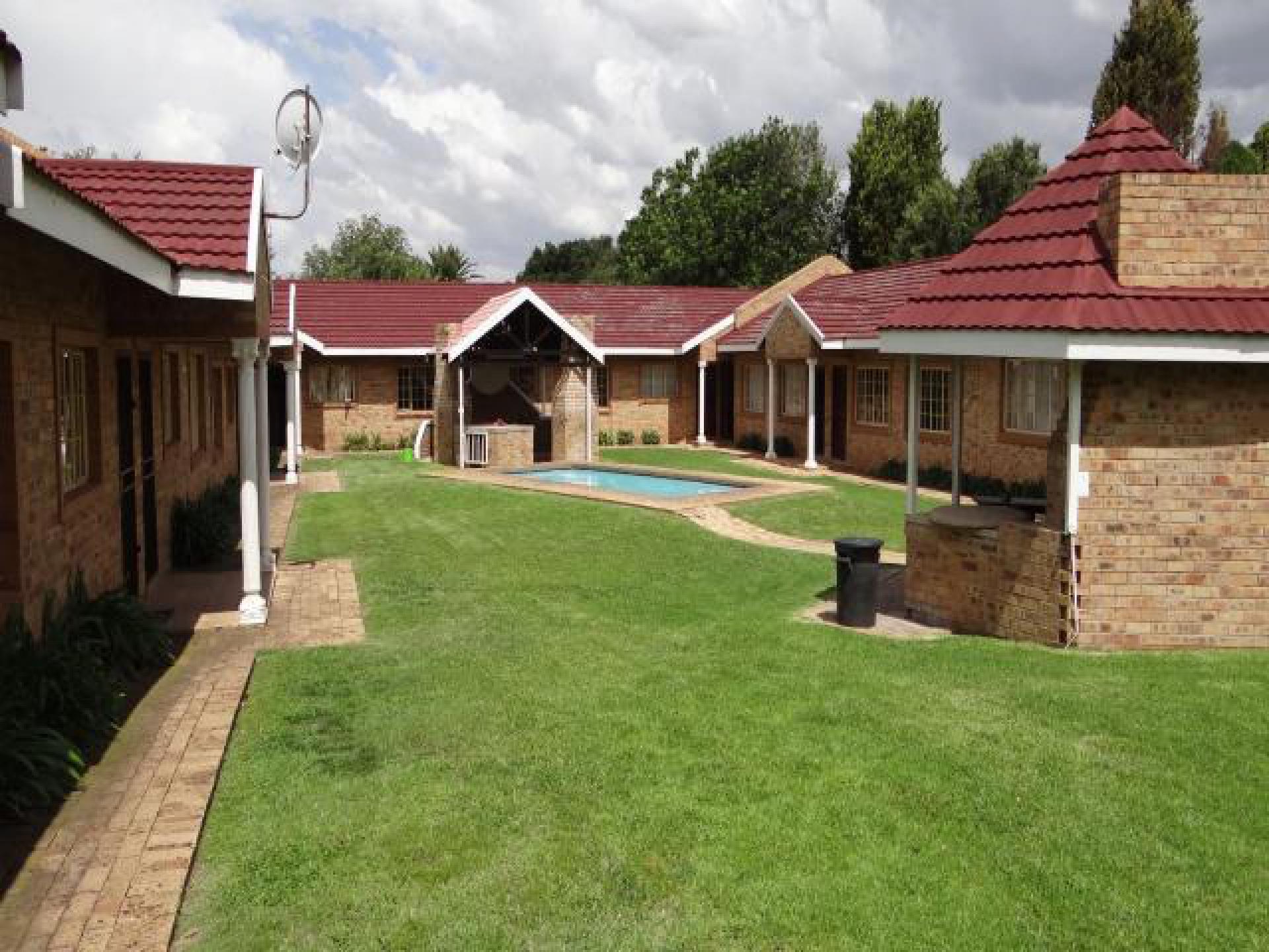 Front View of property in Potchefstroom