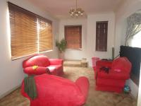 Lounges - 22 square meters of property in Mid-ennerdale