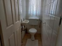 Guest Toilet - 2 square meters of property in Mid-ennerdale