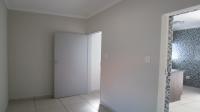 Spaces - 28 square meters of property in Waterkloof (Rustenburg)