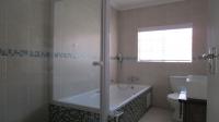 Bathroom 1 - 6 square meters of property in Waterkloof (Rustenburg)