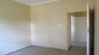 Bed Room 1 - 14 square meters of property in Tasbetpark