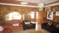 Lounges - 16 square meters of property in Zakariyya Park