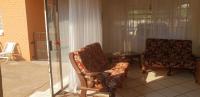 Lounges - 39 square meters of property in Casseldale