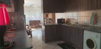 Kitchen - 35 square meters of property in Casseldale