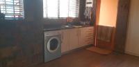 Kitchen - 35 square meters of property in Casseldale