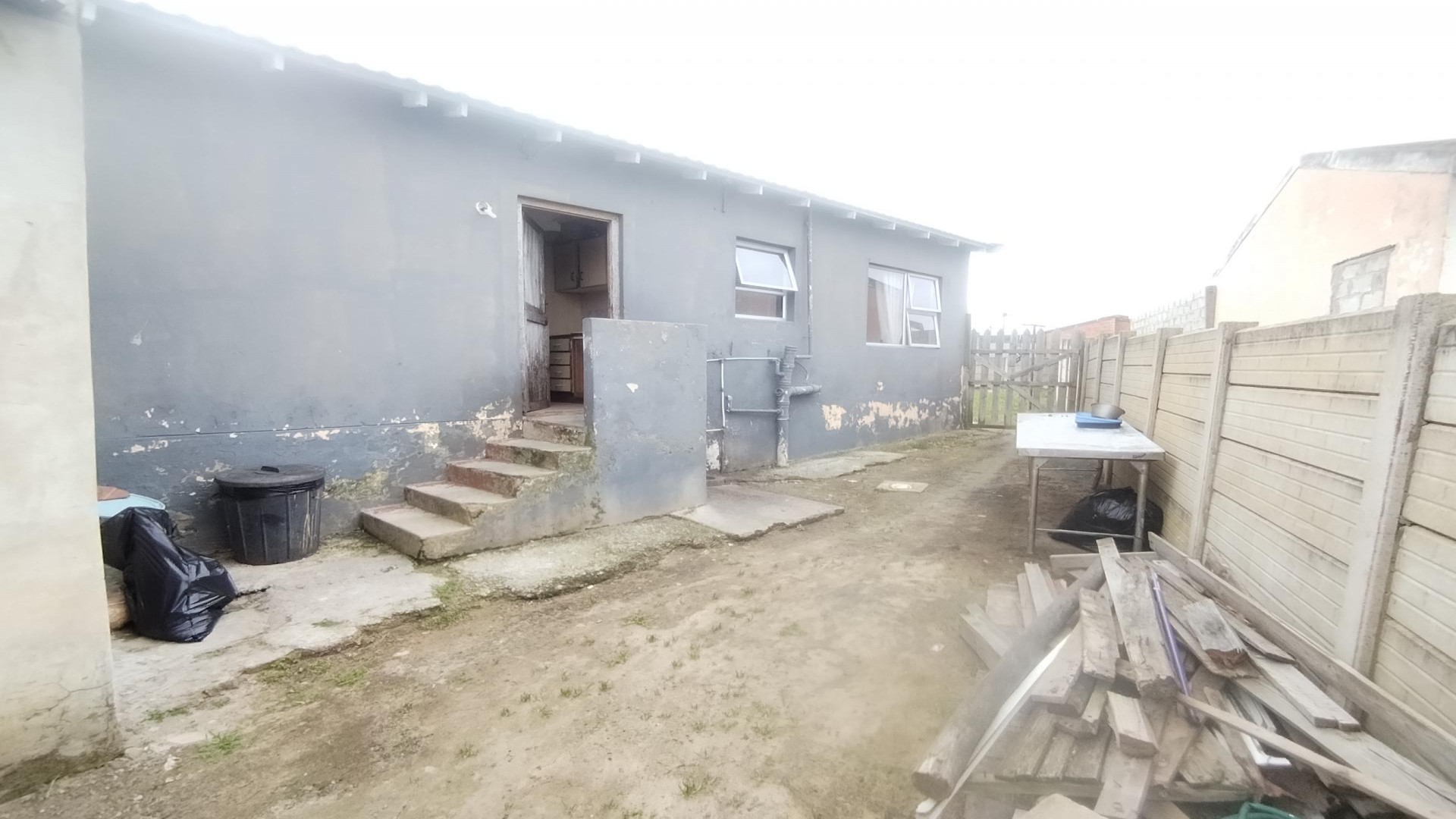 Backyard of property in Bethelsdorp