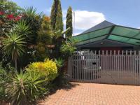 Front View of property in Flora Park 