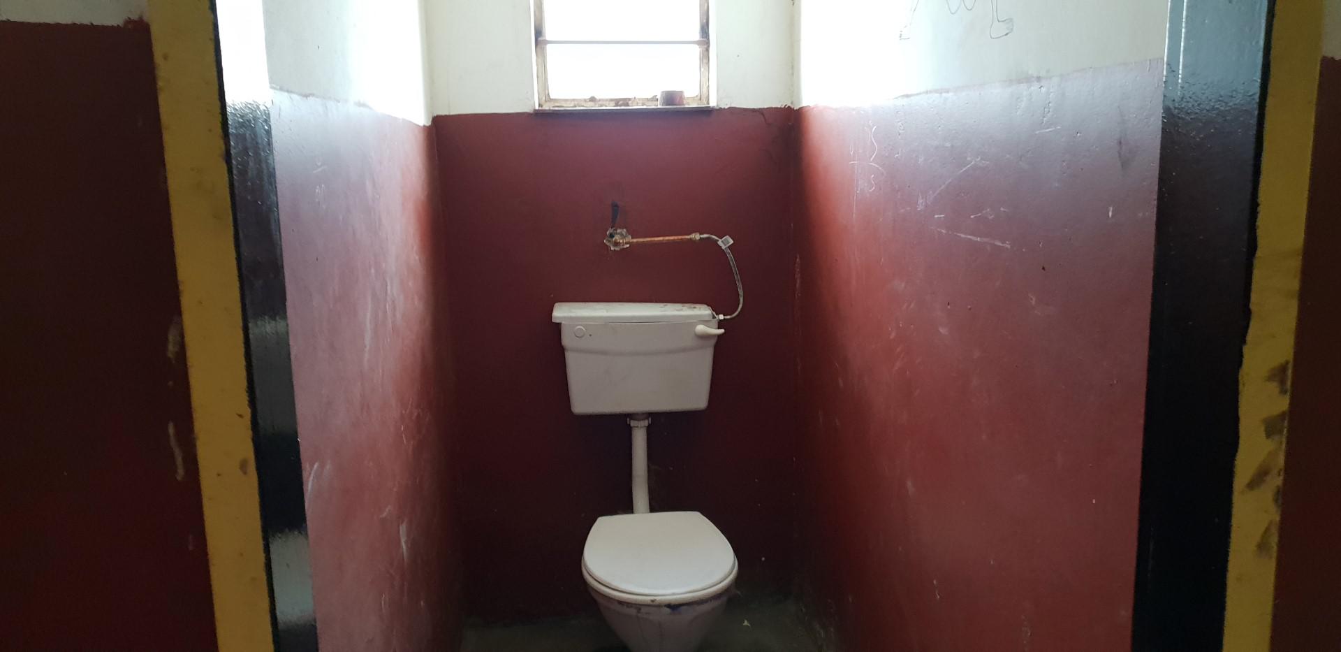Bathroom 3+ - 24 square meters of property in Brakpan