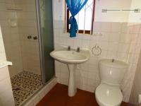 Bathroom 1 - 4 square meters of property in Port Edward