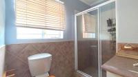 Bathroom 1 - 5 square meters of property in Moreletapark