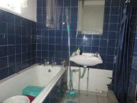 Bathroom 1 - 8 square meters of property in Parktown