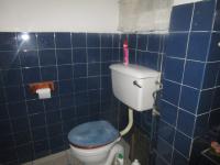 Bathroom 1 - 8 square meters of property in Parktown