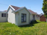 3 Bedroom 1 Bathroom House for Sale for sale in Port Elizabeth Central